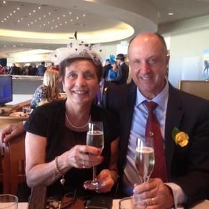 Meet your Posher, Dina